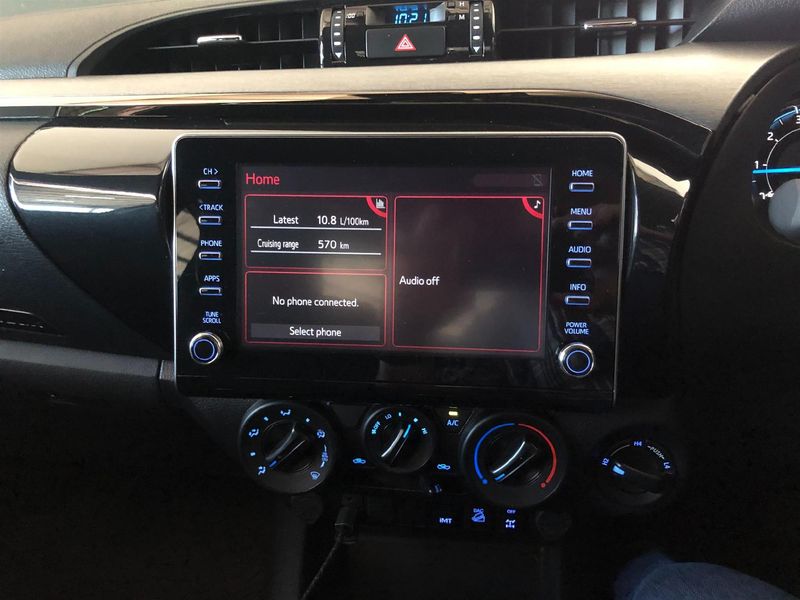 Used Toyota Hilux 2.8 GD6 Raised Body Legend 4x4 Extended Cab for sale