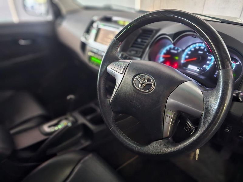 Used Toyota Fortuner 3.0 D4D Raised Body Auto for sale in Western Cape