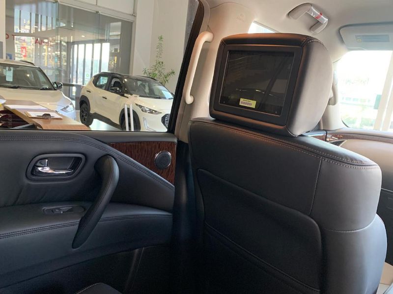 Used Nissan Patrol 5.6 V8 Premium for sale in Gauteng Cars.co.za (ID