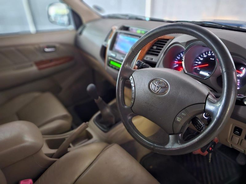 Used Toyota Fortuner 3.0 D4D Raised Body for sale in Western Cape