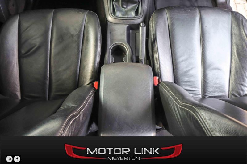 Used Isuzu DMax 250 HO HiRider DoubleCab for sale in Gauteng Cars