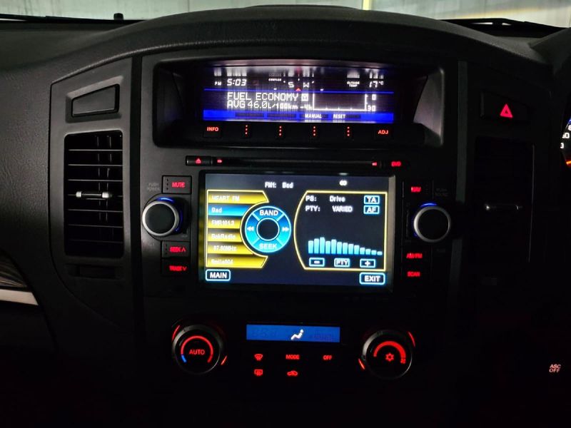 Used Mitsubishi Pajero 3.2 DiDc GLS SWB Auto for sale in Western Cape