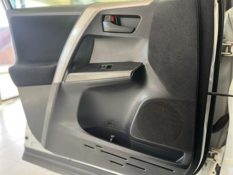 Used Toyota RAV4 2.0 GX for sale in Gauteng Cars.co.za (ID9795094)