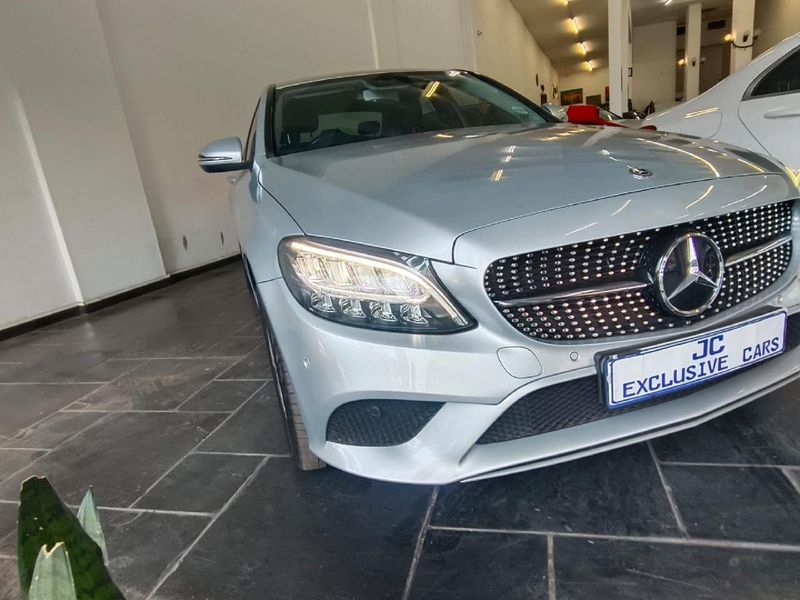 Used MercedesBenz CClass C 200 Auto for sale in Gauteng Cars.co.za