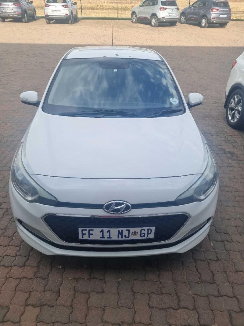 Used Hyundai i20 1.4 Fluid Auto for sale in Gauteng Cars.co.za (ID