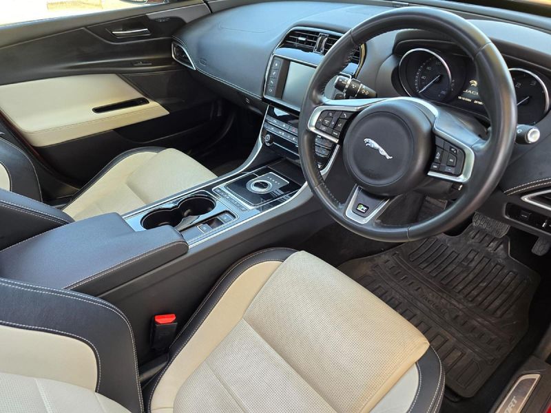 Used Jaguar XE 2.0D RSport Auto for sale in Gauteng Cars.co.za (ID