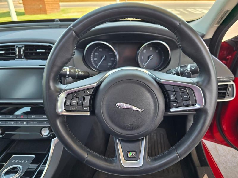 Used Jaguar XE 2.0D RSport Auto for sale in Gauteng Cars.co.za (ID