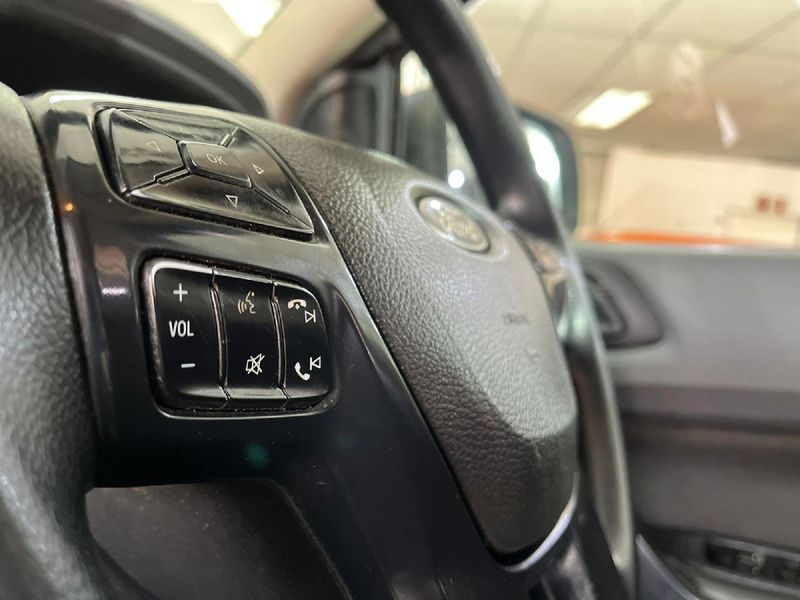 Used Ford Ranger 2.2 TDCi XL DoubleCab (One Owner) for sale in Gauteng