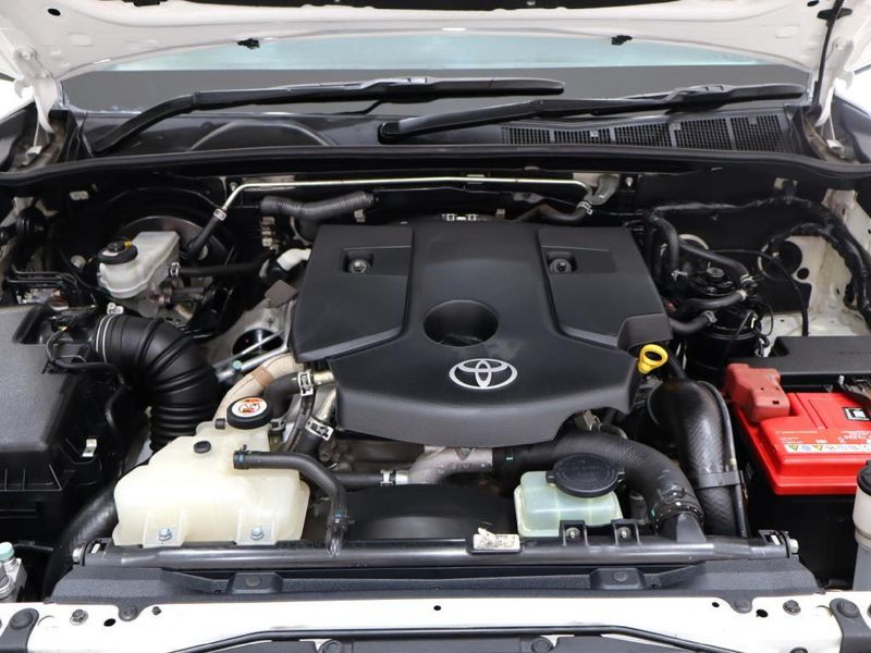 Used Toyota Hilux 2.4 GD6 SRX 4x4 SingleCab for sale in Gauteng