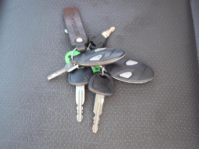 Used Hyundai H100 Bakkie 2.6D Dropside for sale in Gauteng Cars.co.za