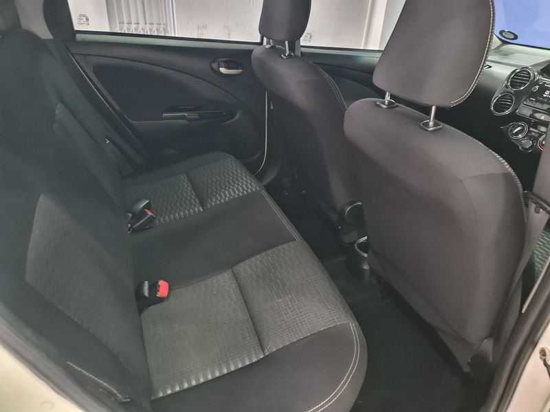 Used Toyota Etios Cross 1.5 XS 5dr for sale in Gauteng Cars.co.za