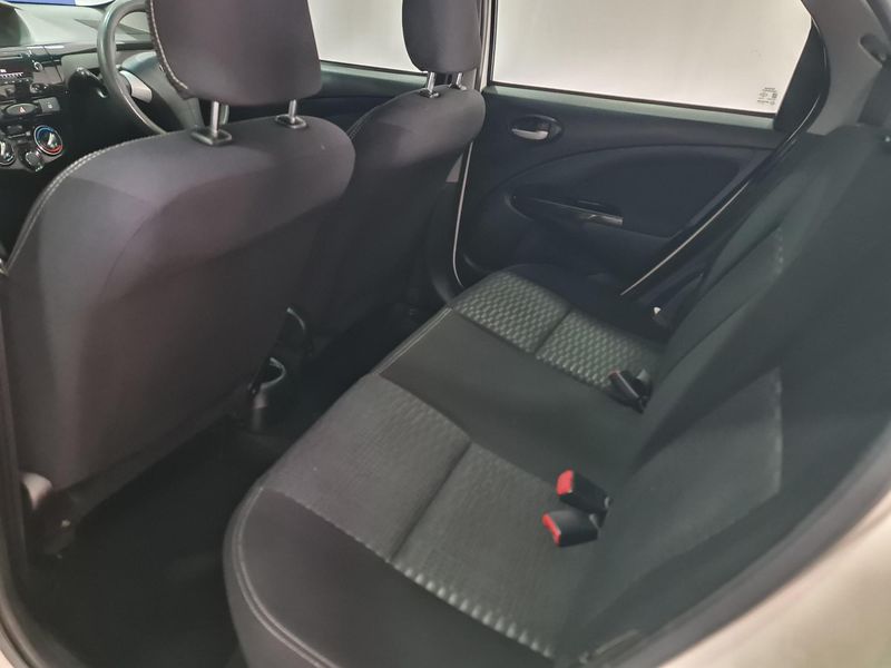 Used Toyota Etios Cross 1.5 XS 5dr for sale in Gauteng Cars.co.za