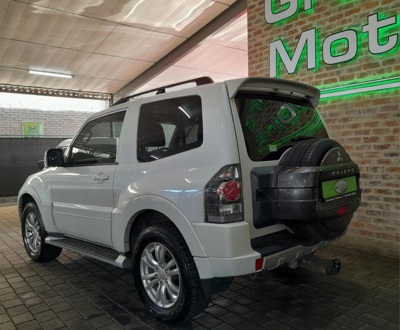 Used Mitsubishi Pajero 3.2 DiDc GLS SWB Auto for sale in Gauteng