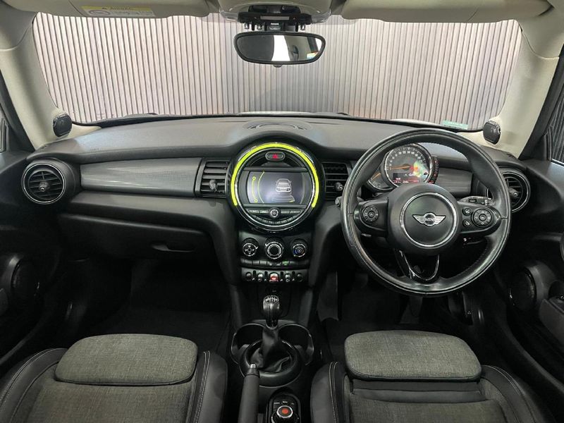 Used MINI Hatch Cooper for sale in Gauteng Cars.co.za (ID9797817)