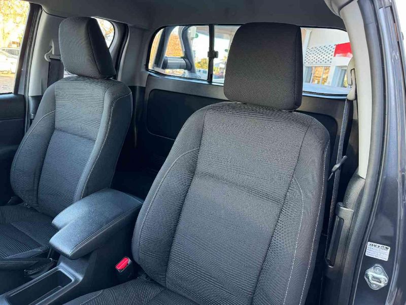 Used Toyota Hilux 2.4 GD6 Raised Body Raider Auto Extended Cab for