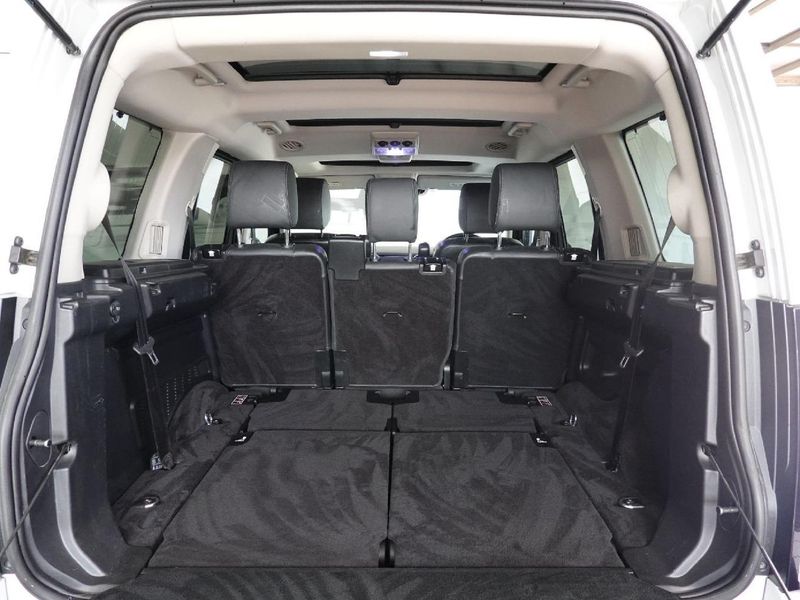 Used Land Rover Discovery 4 3.0 SD V6 Landmark for sale in Gauteng