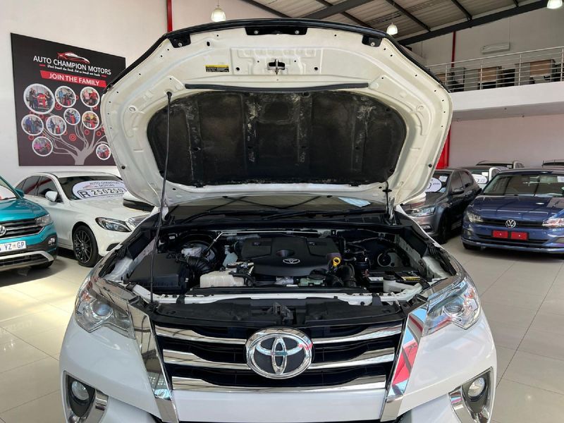 Used Toyota Fortuner 2.4 GD6 Raised Body Auto for sale in Gauteng