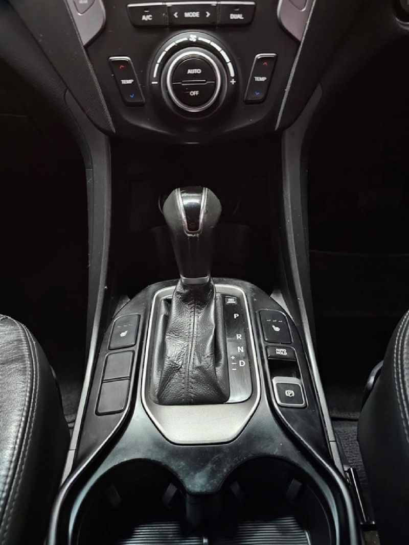 Used Hyundai Santa Fe R2.2 AWD Elite 7seat Auto for sale in Gauteng Cars.co.za (ID9805963)