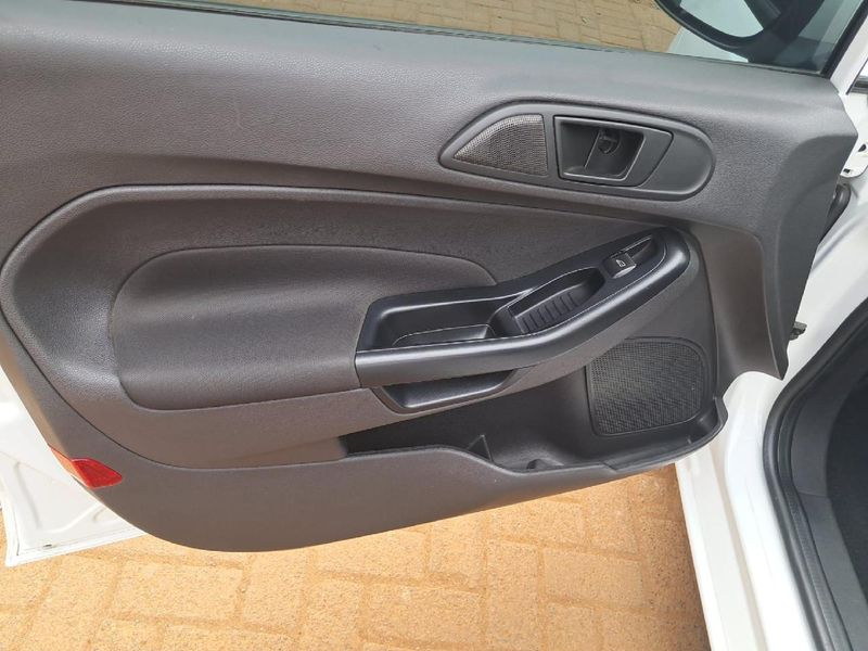 Used Ford Fiesta 1.4 for sale in Gauteng Cars.co.za (ID9806404)