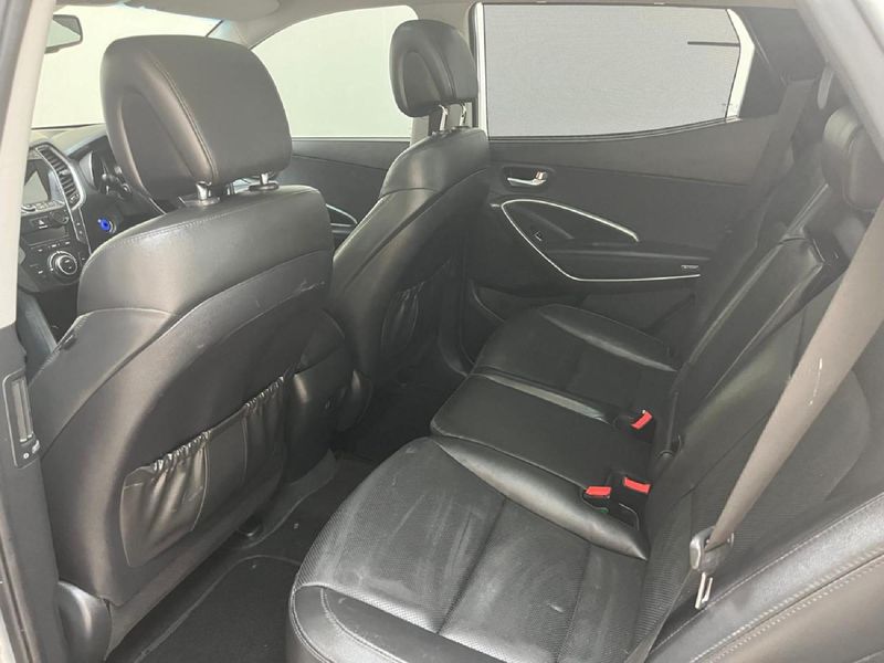 Used Hyundai Santa Fe R2.2 AWD Elite 7seat Auto for sale in Gauteng