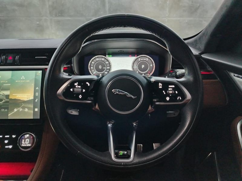 Used Jaguar FPace 3.0D HSE RDynamic D300 for sale in Gauteng Cars