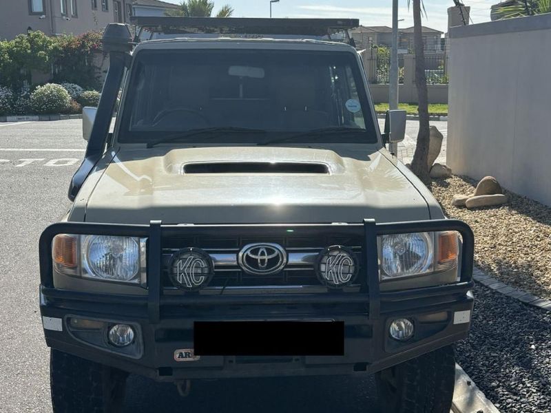 Used Toyota Land Cruiser 79 4.5 D DoubleCab for sale in Western Cape
