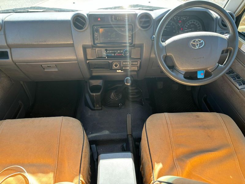 Used Toyota Land Cruiser 79 4.5 D DoubleCab for sale in Western Cape