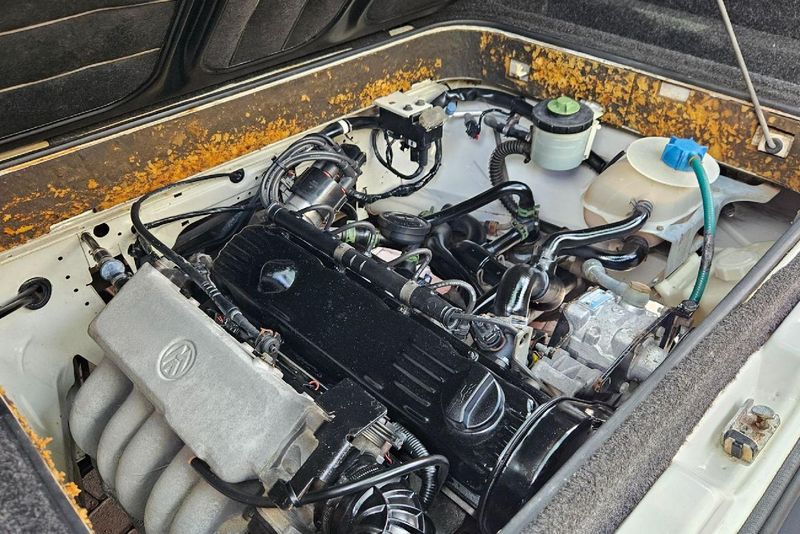 Used Volkswagen Kombi Microbus Exclusive 2.6 for sale in Gauteng - Cars ...