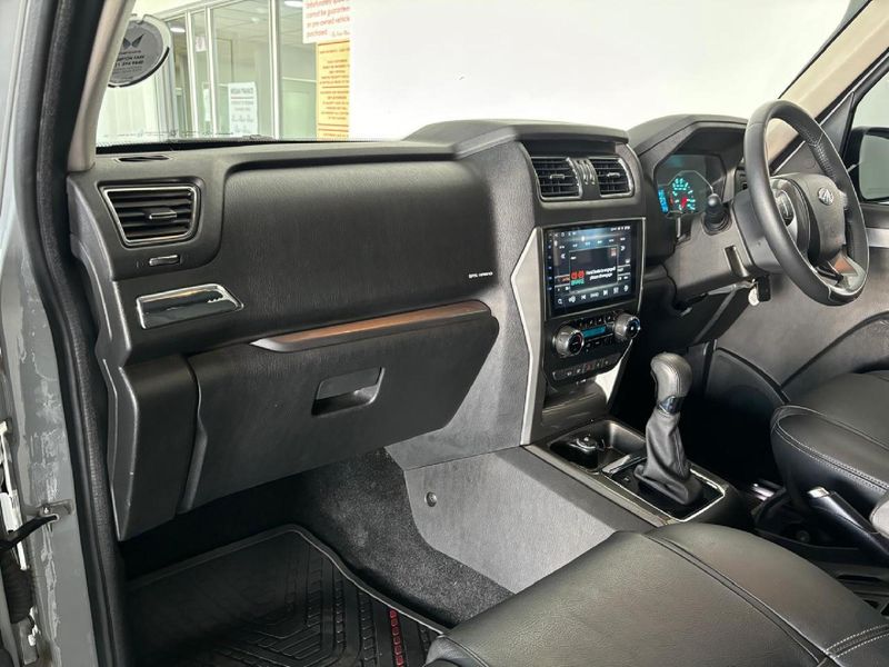 Used Mahindra Pik Up 2.2 mHawk S11 Storm 4x4 Auto Double-Cab for sale ...