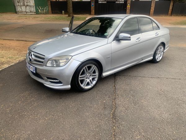 2012-Mercedes-Benz-C-Class-C-200-BE-Avantgarde image:4
