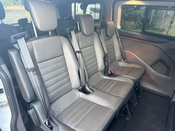 2019-Ford-Tourneo-Custom-LTD-22-TDCi-SWB-114kW image:7