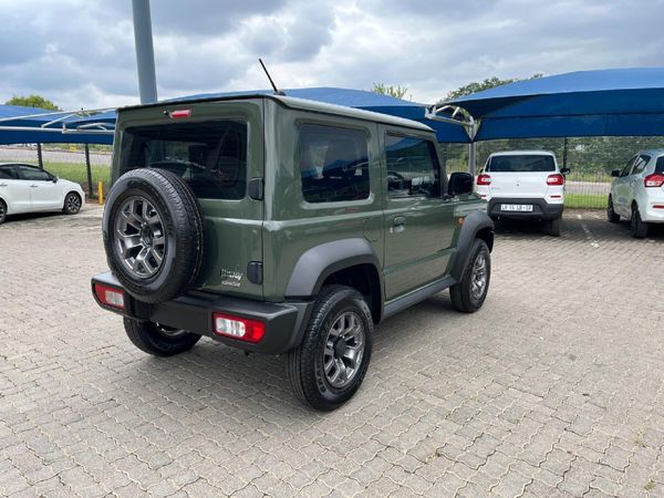 2026-Suzuki-Jimny-15-GLX image:6