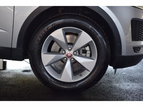 2020-Jaguar-E-Pace-D180-20D-S-132kW image:3