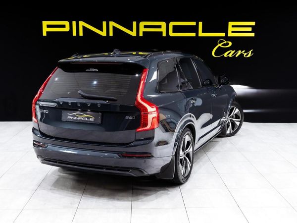 2022-Volvo-XC90-B6-Ultimate-Dark-AWD-Mild-Hybrid image:10