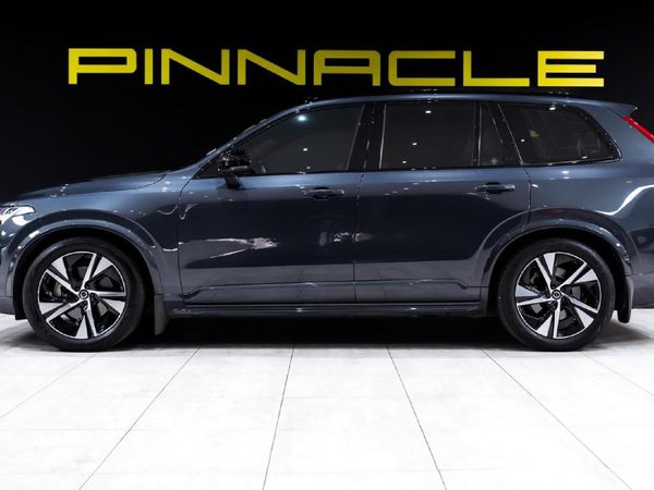 2022-Volvo-XC90-B6-Ultimate-Dark-AWD-Mild-Hybrid image:5