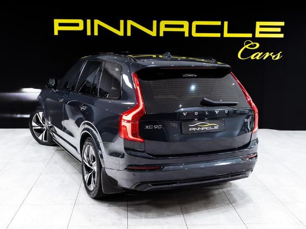 2022-Volvo-XC90-B6-Ultimate-Dark-AWD-Mild-Hybrid image:7