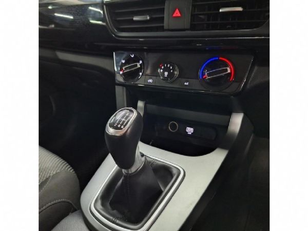 2020-Kia-Seltos-15D-EX image:10