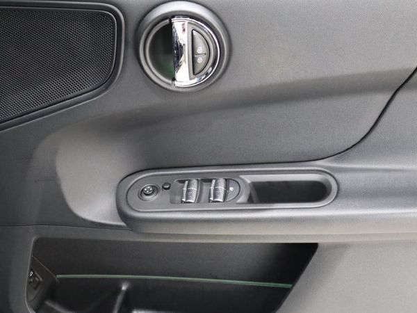 2021-MINI-Countryman-Cooper-Auto image:9
