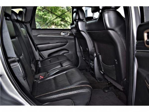 2016-Jeep-Grand-Cherokee-30-V6-CRD-Overland image:8