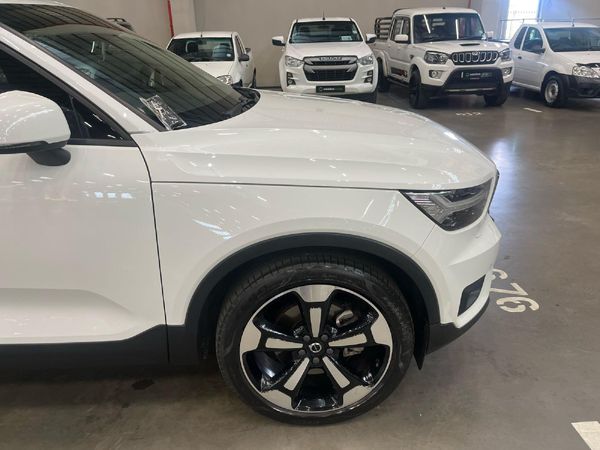 2019-Volvo-XC40-T5-Momentum-AWD image:10