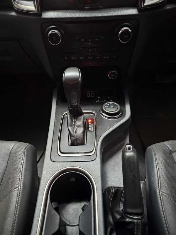 2019-Ford-Everest-32-TDCi-LTD-4x4-Auto image:10