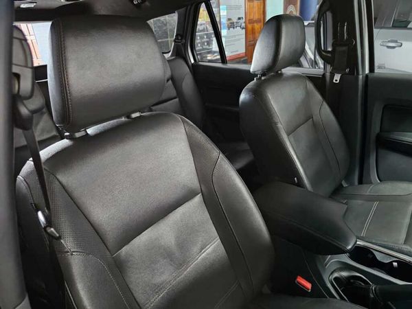 2019-Ford-Everest-32-TDCi-LTD-4x4-Auto image:11