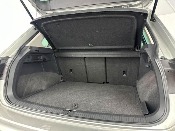2019-Volkswagen-Tiguan-20-TDI-Comfortline-4Motion-Auto image:11