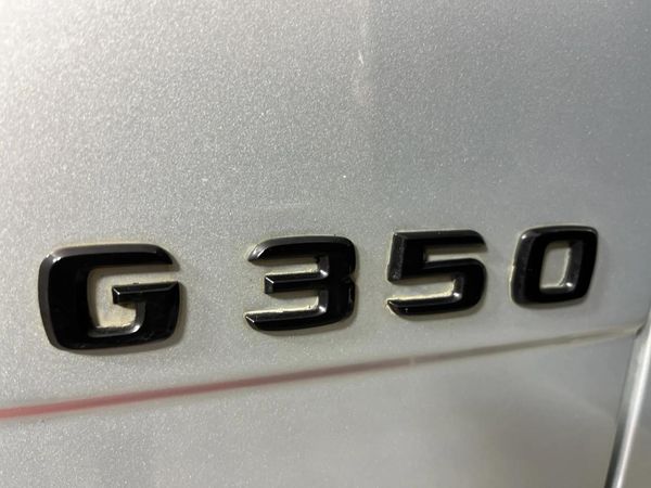 2015-Mercedes-Benz-G-Class-G-350-Bluetec image:11