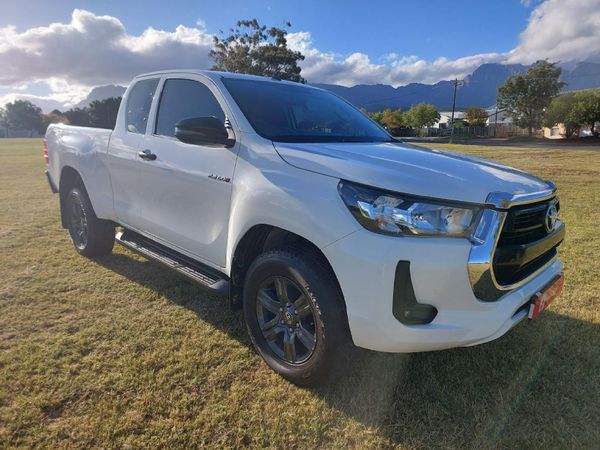Used Toyota Hilux 2.4 GD-6 Raised Body Raider Extended Cab for sale in ...
