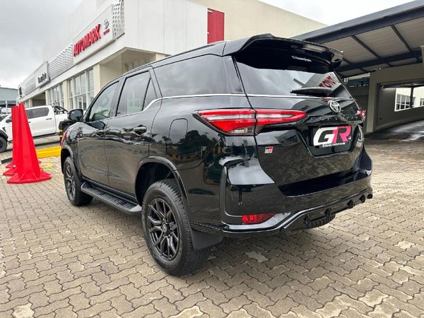 2026-Toyota-Fortuner-28GD-6-4x4-GR-S-Auto image:4