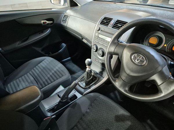 2009-Toyota-Corolla-13-Professional image:11