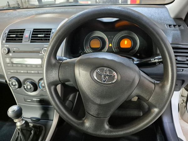 2009-Toyota-Corolla-13-Professional image:12