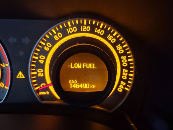 2009-Toyota-Corolla-13-Professional image:13