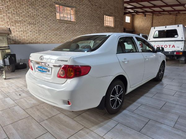 2009-Toyota-Corolla-13-Professional image:3